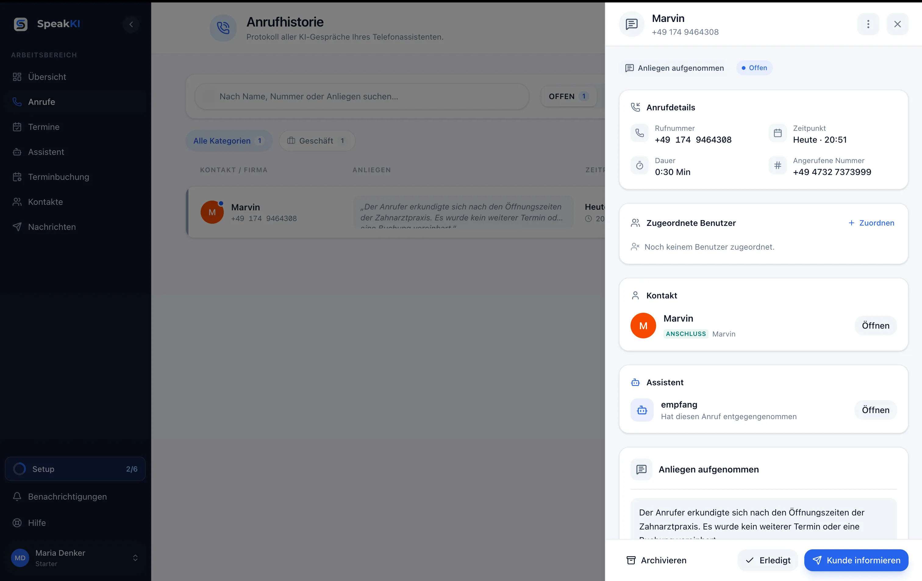 Anruf-Detail mit Anrufdetails, Kontakt, Assistent und der Zusammenfassung unter „Anliegen aufgenommen“